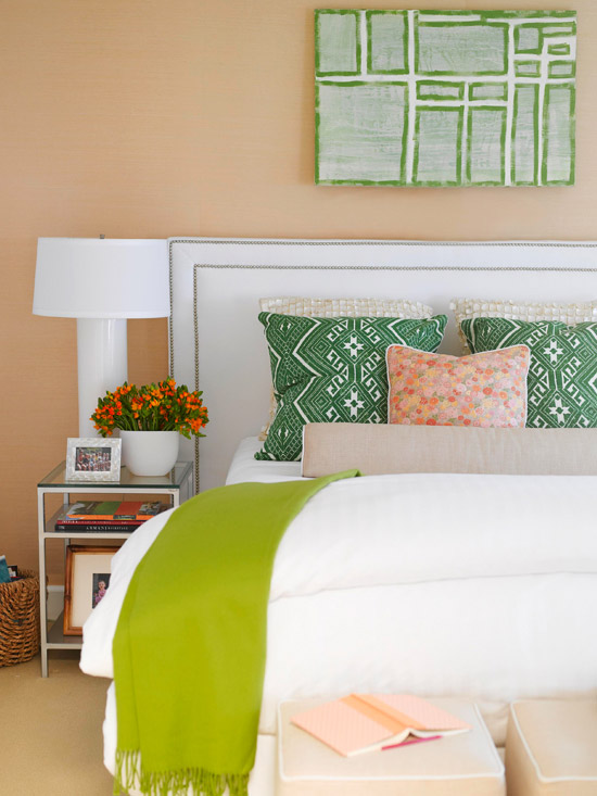 emerald and peach bedroom