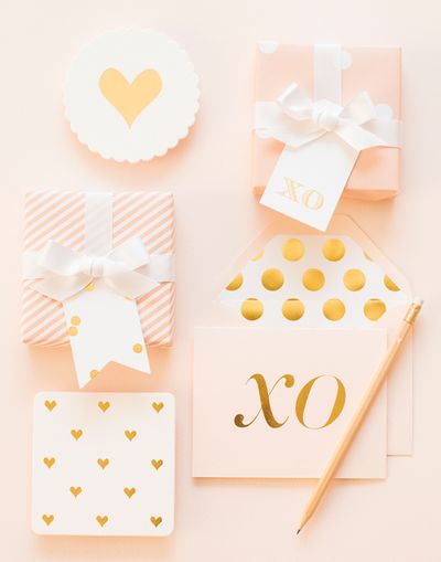 pink and gold stationary