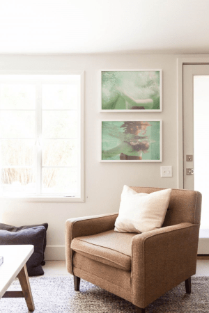 Chelsea Fullerton's living room